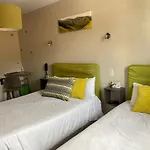 Hotel Juantorena Saint-Etienne-de-Baigorry