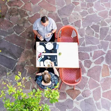 Hotel Juantorena Saint-Etienne-de-Baigorry