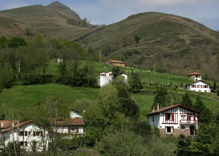 Juantorena 2* Saint-Etienne-de-Baigorry